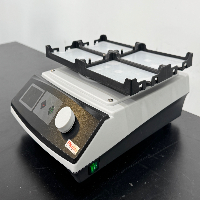 Thermo Compact Digital Microplate Shaker image 1